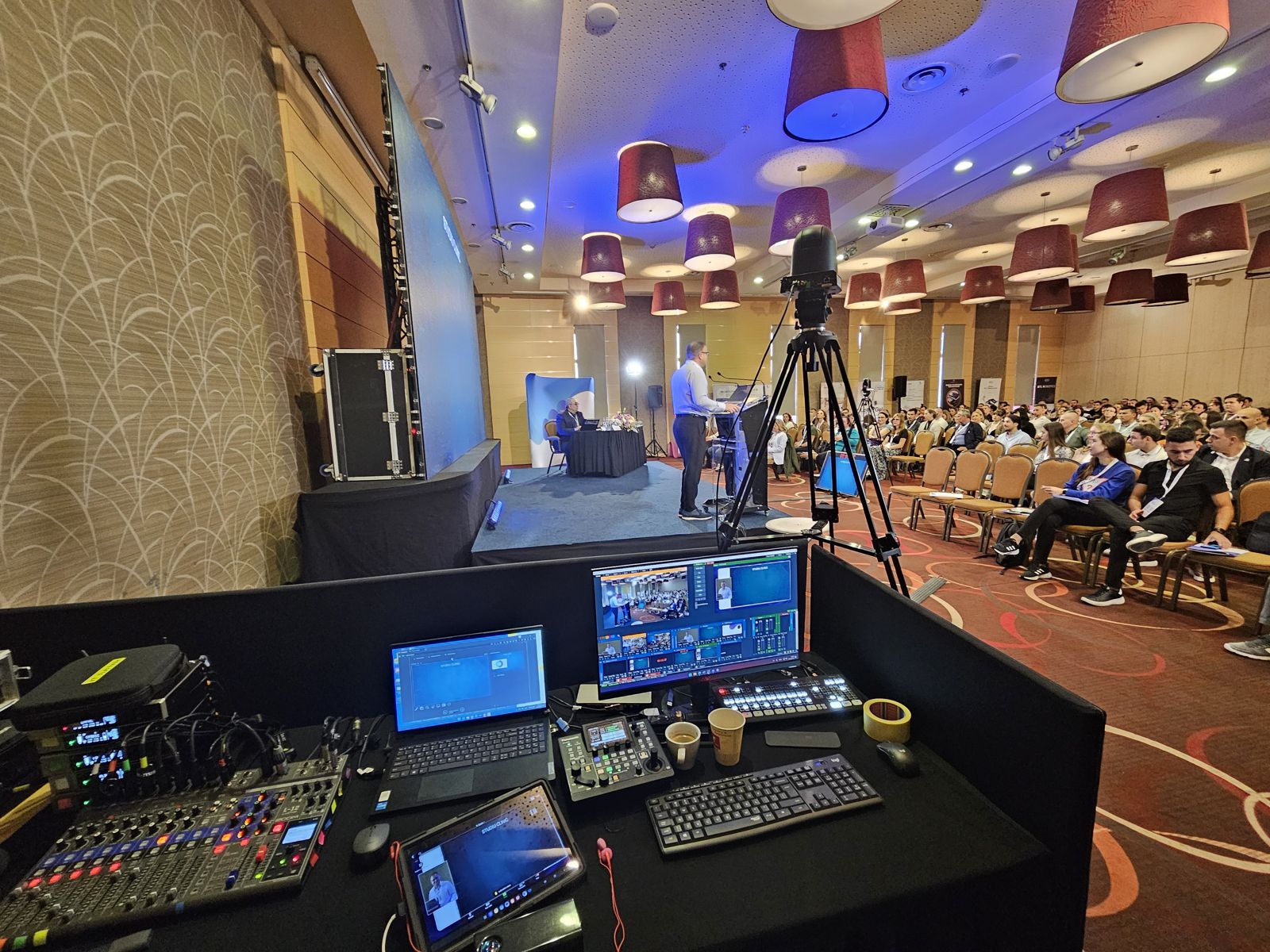 Regia de sunet și video la un congres de fizioterapie